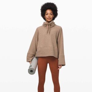 Lululemon Retreat Yourself Pullover